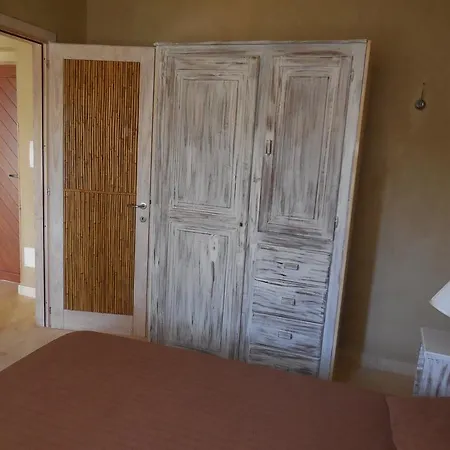 Apartment Dany's In Baia De Bahas