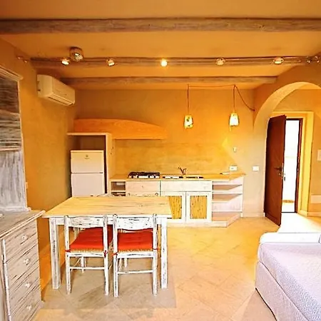Apartament Dany's In Baia De Bahas Marinella (Sardinia)